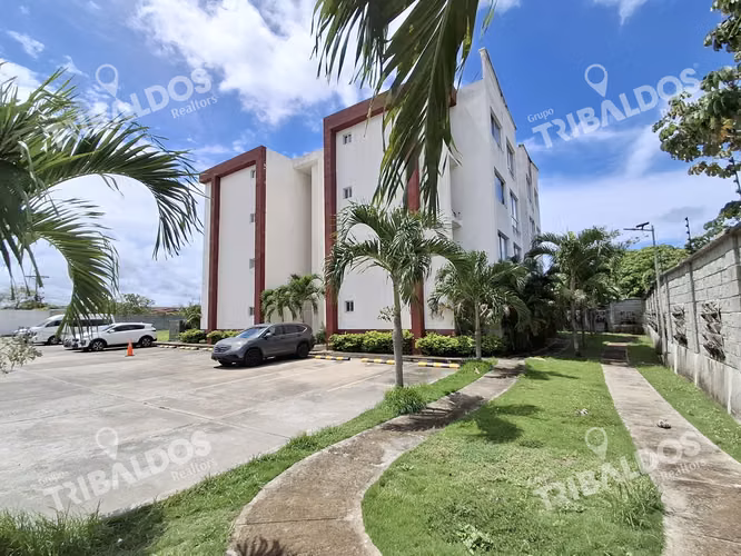 Venta de terreno en Las Acacias con anteproyecto