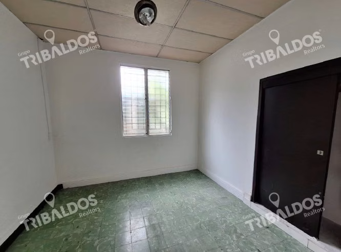 Venta de Terreno con mejoras en Rio Abajo