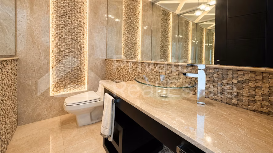 Se Vende apartamento en Ten Tower Costa del este