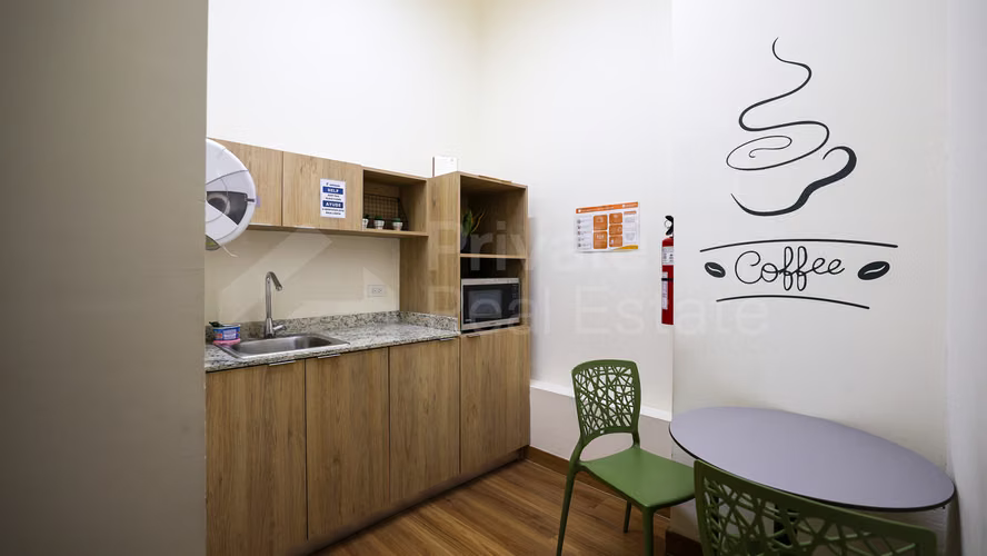 Venta de Consultorio y oficina en Costa del Este