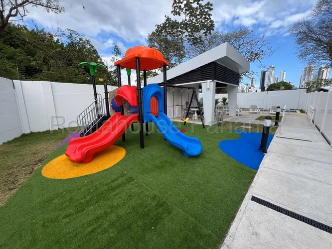 Alquiler de Apartamento en Parque Lefevre - Imagen 9