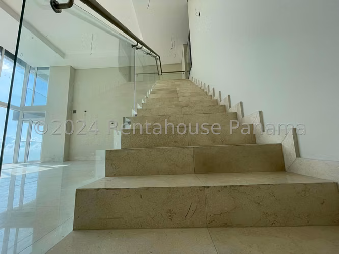 Alquiler de Apartamento en Coco del Mar Ph Windrose NS
