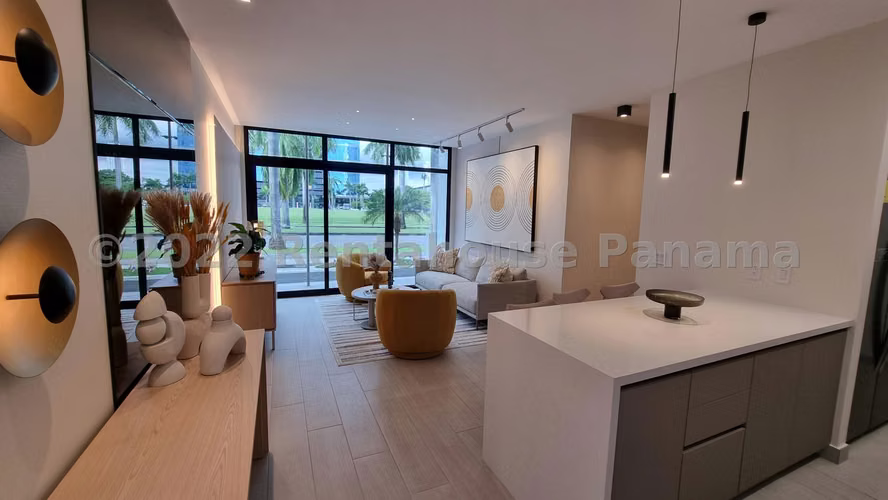 Venta de Apartamento en Costa del Este Ph Nogal 100 Mts PD