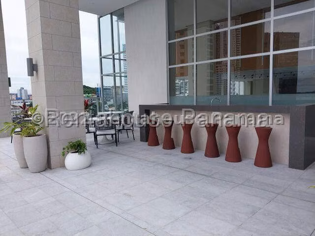 Venta de Apartamento en Bellavista Ph Costanera 132 Mts PD