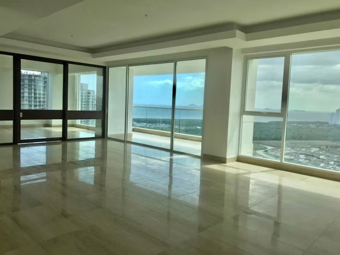 Apartment for sale in Santa Maria Ph Solana 306 Mts PD