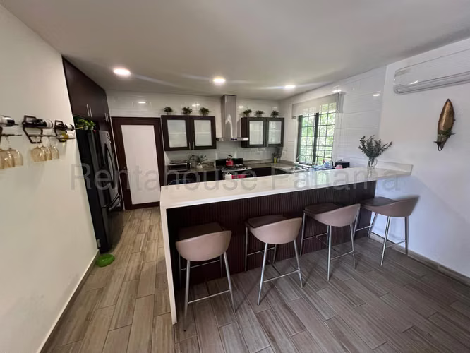 Venta de Casa en Diablo Residencial Diablo 560 Mts PD