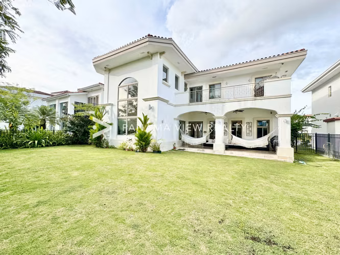 FAIRWAY ESTATES - SANTA MARIA