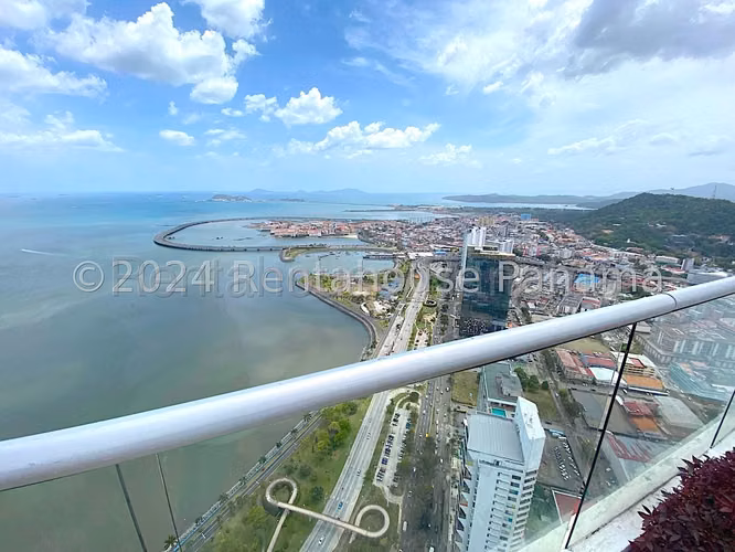 VIVA YA! EN AVENIDA BALBOA VENTA PH RIVAGE CON LÍNEA BLANCA ESM