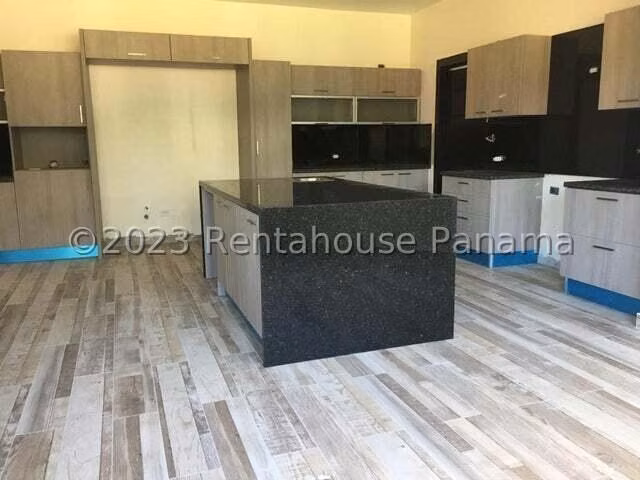 VIVA YA! EN CLAYTON VENTA LOS SENDEROS CON LÍNEA BLANCA ESM