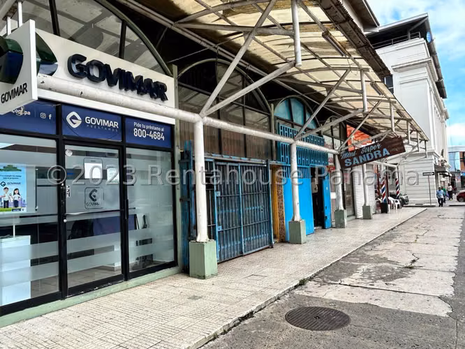 VENTA DE EDIFICIO COMERCIAL EN CRISTOBAL ESM