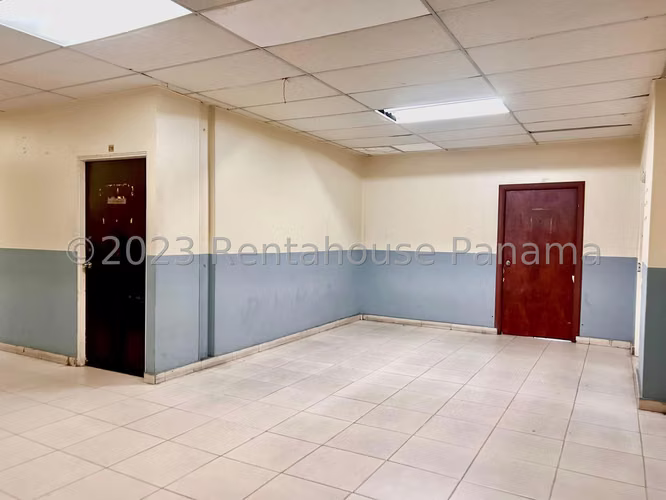 VENTA DE EDIFICIO COMERCIAL EN CRISTOBAL ESM