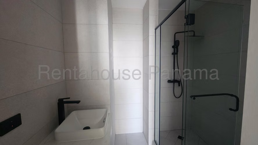 Alquiler de Apartamento en Paitilla, PH Aquapoint (Solo Cliente Directo)