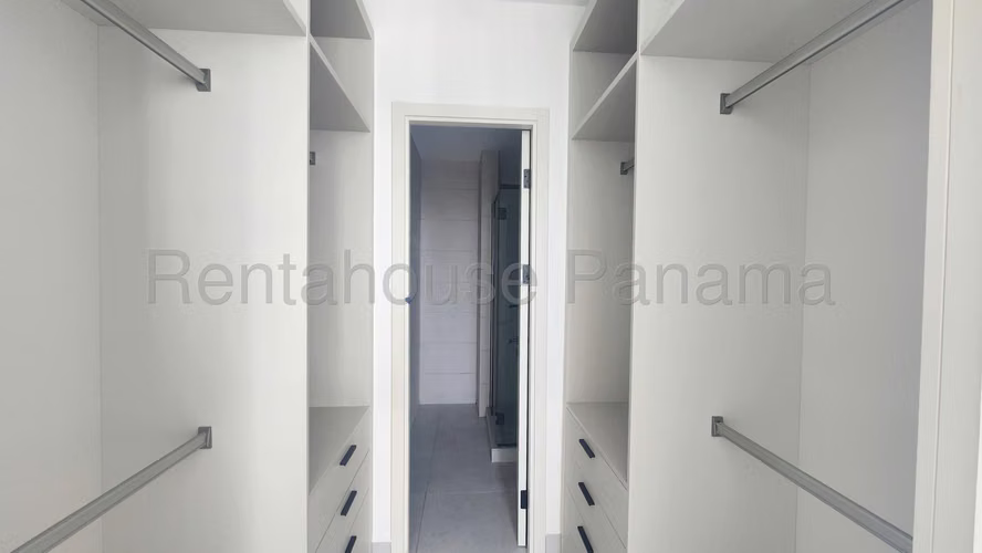 Alquiler de Apartamento en Paitilla excelente oportunidad