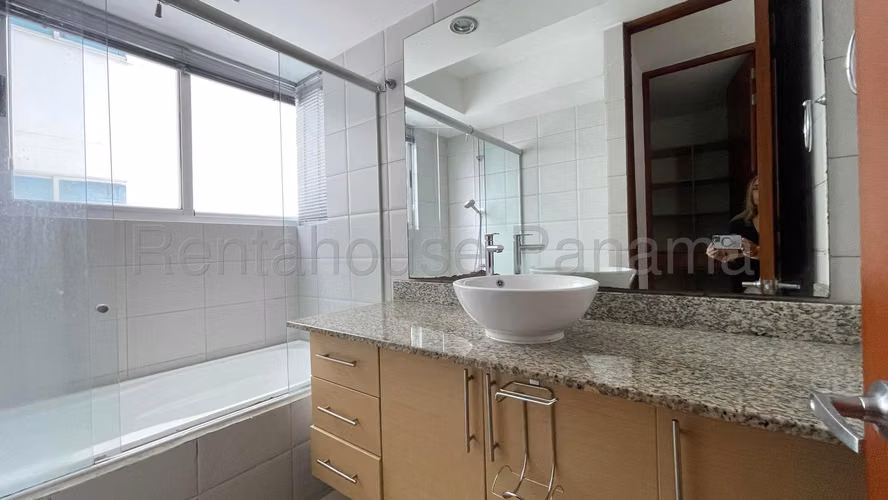 Venta de Apartamento en San Francisco  Vista al mar 26*3975Mfk