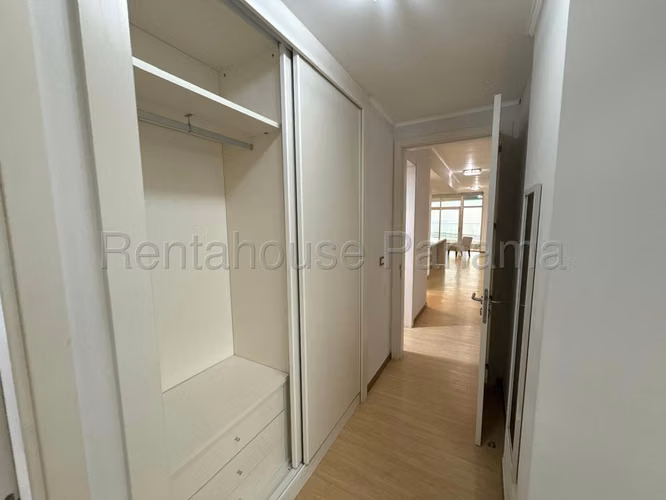 Alquilo Apartamento amoblado en Coco del Mar