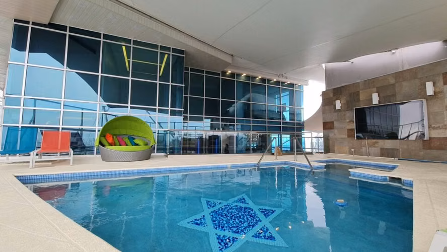 Apartamento con Piscina Privada en Avenida Balboa 21EPP11192