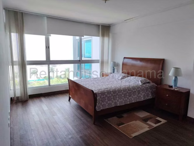 Apartamento en Venta en Avenida Balboa JG