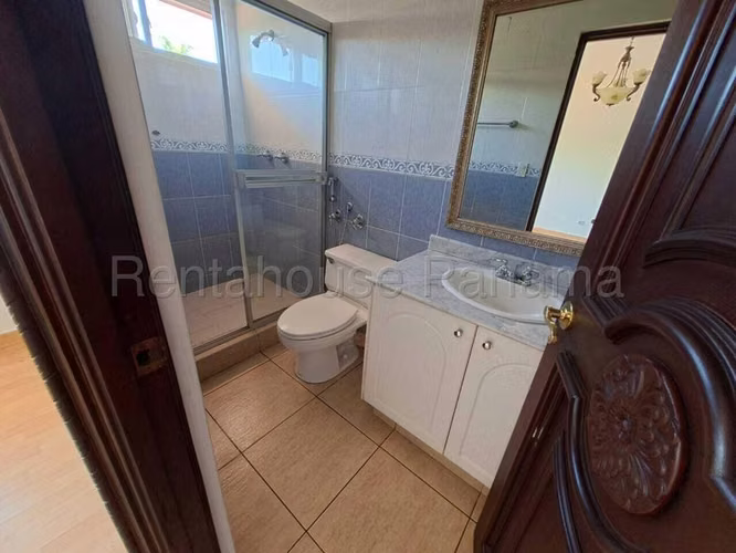 Con Piscina privada casa en Costa del Este de 4 recamaras 26EPP6634 - Imagen 15