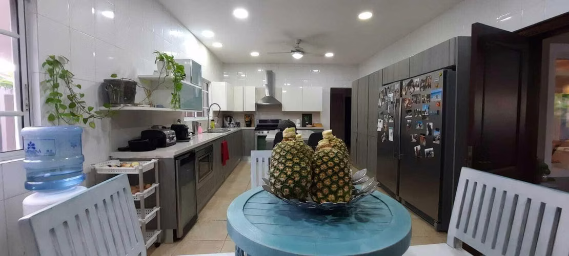 Con Piscina Privada Remodelada Casa en Costa del Este 22EPP8044 - Imagen 5