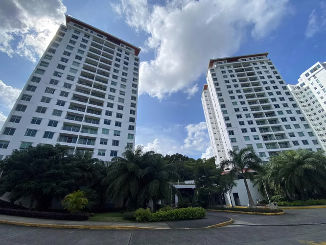 Se Vende Apartamento en Clayton LA27-54