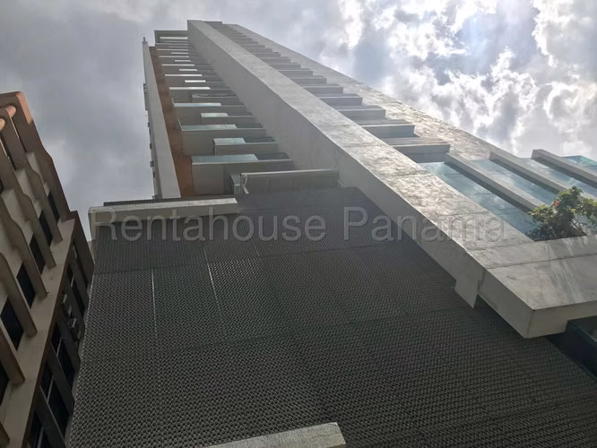 Se Vende Apartamento en El Cangrejo LA26-8967