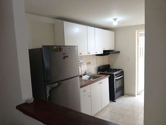 ALQUILER DE APARTAMENTO EN CANTABRIA IV AMOBLADO - PLANTA BAJA CON 2 ESTACIONAMIENTOS