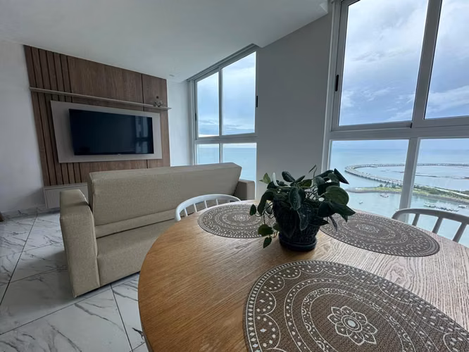 AVENIDA BALBOA , ALQUILER APARTAMENTO CON VISTA AL MAR