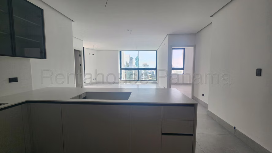 Se Alquila Apartamento en Paitilla LA27-53