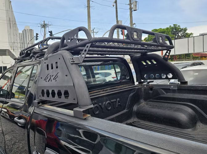 Toyota Hilux 4x4 - Imagen 6