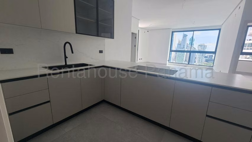Apartamento en Alquiler en Punta Paitilla. PH AQUAPOINT. 27LDC52