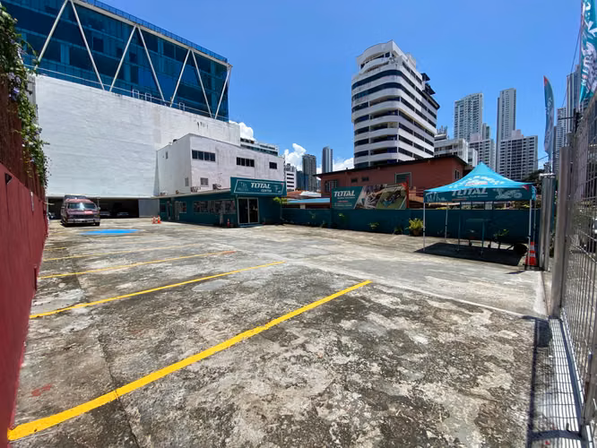 Venta de Galera en San Francisco, calle77Este. - Imagen 16