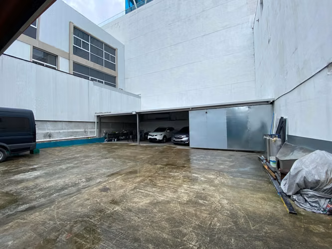 Venta de Galera en San Francisco, calle77Este. - Imagen 18