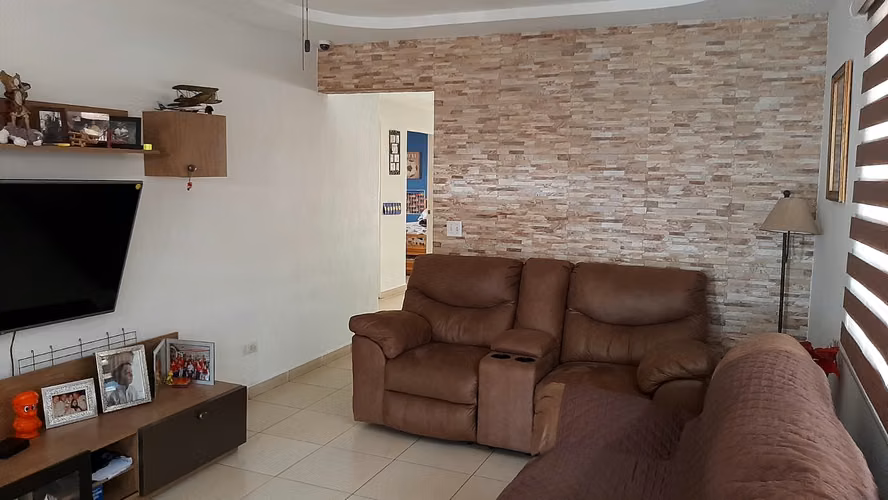 VENTA DE CASA EN VILLA LUCRE - Imagen 11