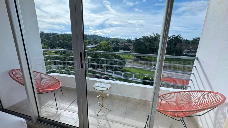 Apartamento en venta Ph Clayton park/ 3 Rec- 126.99mt2 27PPM54