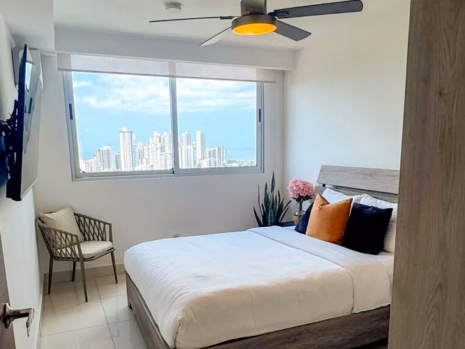 ALQUILER DE APARTAMENTO | Con acceso al Parque Omar | Amoblado | Línea blanca completa IP