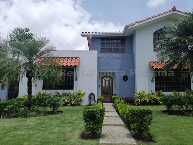 VENTA DE CASA BRISAS DEL GOLF GM - Imagen 2