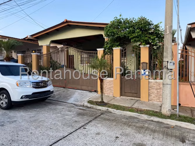 HOUSE FOR SALE BRISAS DEL GOLF GM
