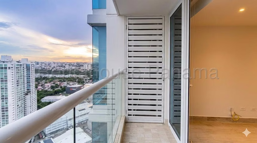 Apartamento en alquiler en The Regent Costa del Este 26SPCG7275