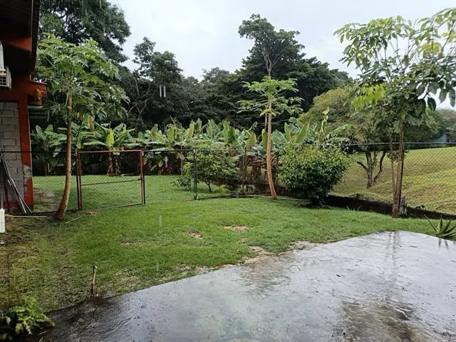 En venta casa con buen terreno en Penonomé- Coclé