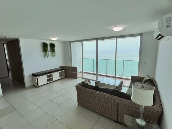 Se Alquila apartamento amoblado en Ph Terramar, San Francisco - Imagen 3