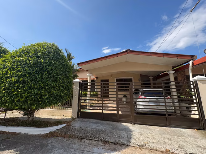SALE OF HOUSE IN GOLF BREEZES
