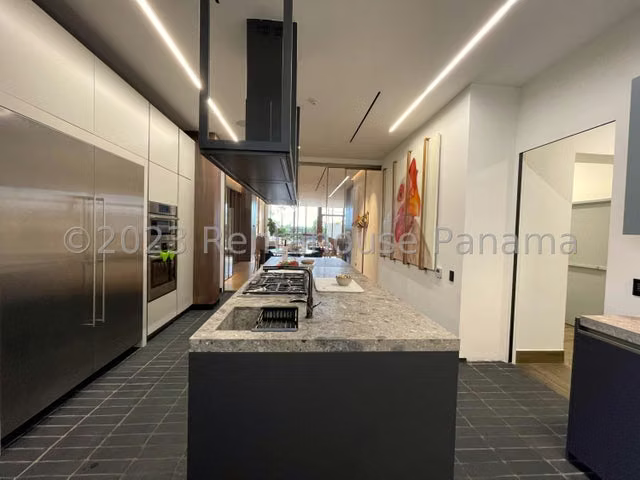 Apartamento en Venta en Punta Pacífica 23EPP9741