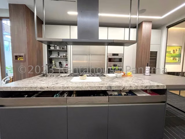 Apartamento en Venta en Punta Pacífica 23EPP9741