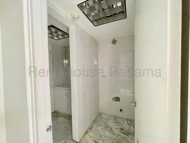 Edificio en Venta en Transístmica YM
