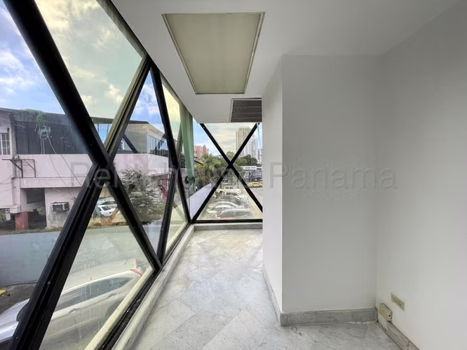 Edificio en Alquiler en Transístmica YM - Imagen 9
