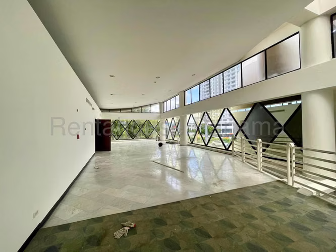 Edificio en Alquiler en Transístmica YM - Imagen 12