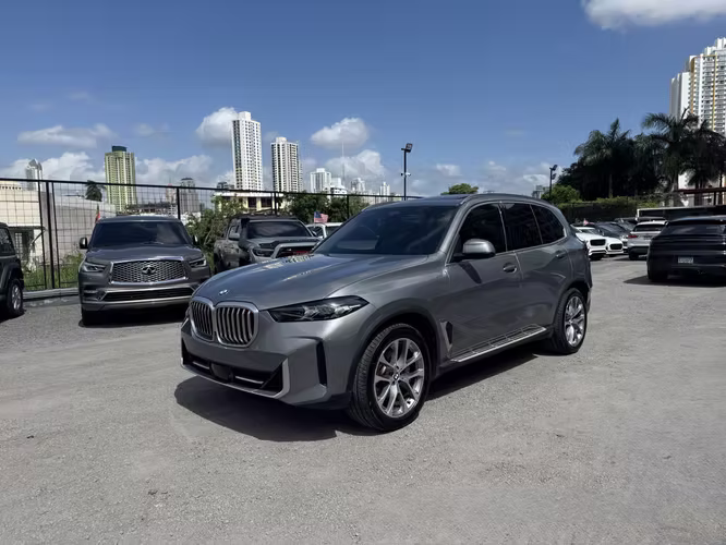 BMW X5 2024