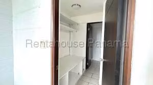 Venta de Apartamento con 183m2 en San Francisco PH Pacific Coast 26-9145SR