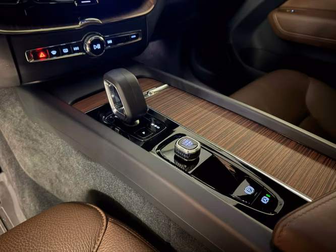 Volvo XC60 B5 Mild Hybrid 2024