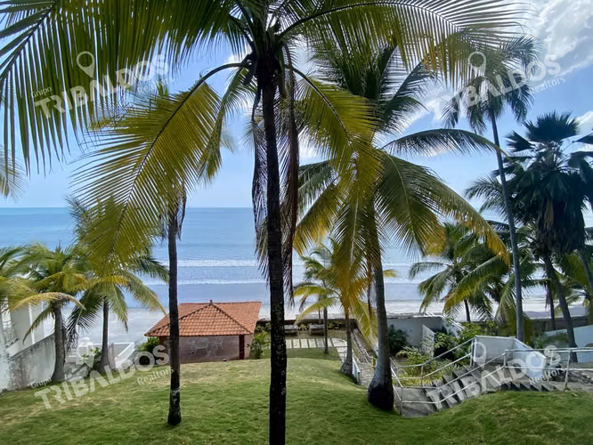 Venta de casa frente al mar en Coronado